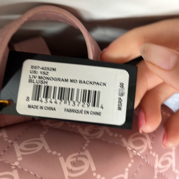 BRAND NEW NEVER USED BEBE medium bag pack - Picture 7 of 7